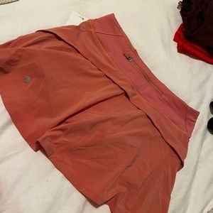 Lululemon play off the pleats skirt